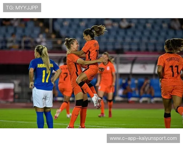 女足世界杯决赛：朝鲜卫冕冠军，荷兰挑战新纪录，女足世界杯决赛美国荷兰